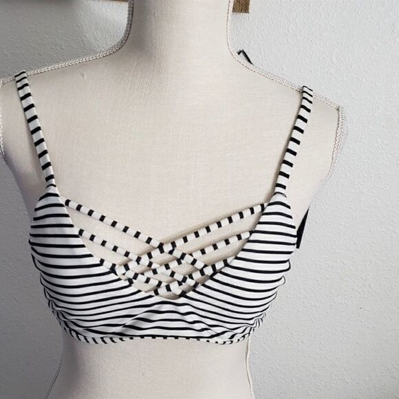 Black Green Multicolor Underwire Padded Triangle Swimwear Lot Of 3 Bikini Top M - Picture 15 of 15